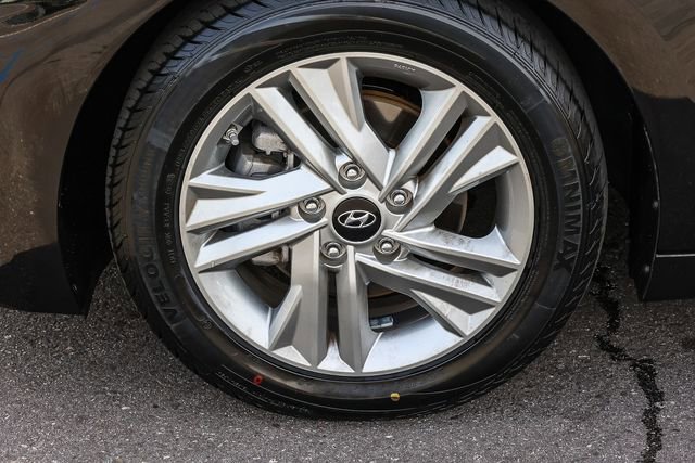 Used 2020 Hyundai Elantra Value Edition w/ Cargo Package (C1) FWD image 9
