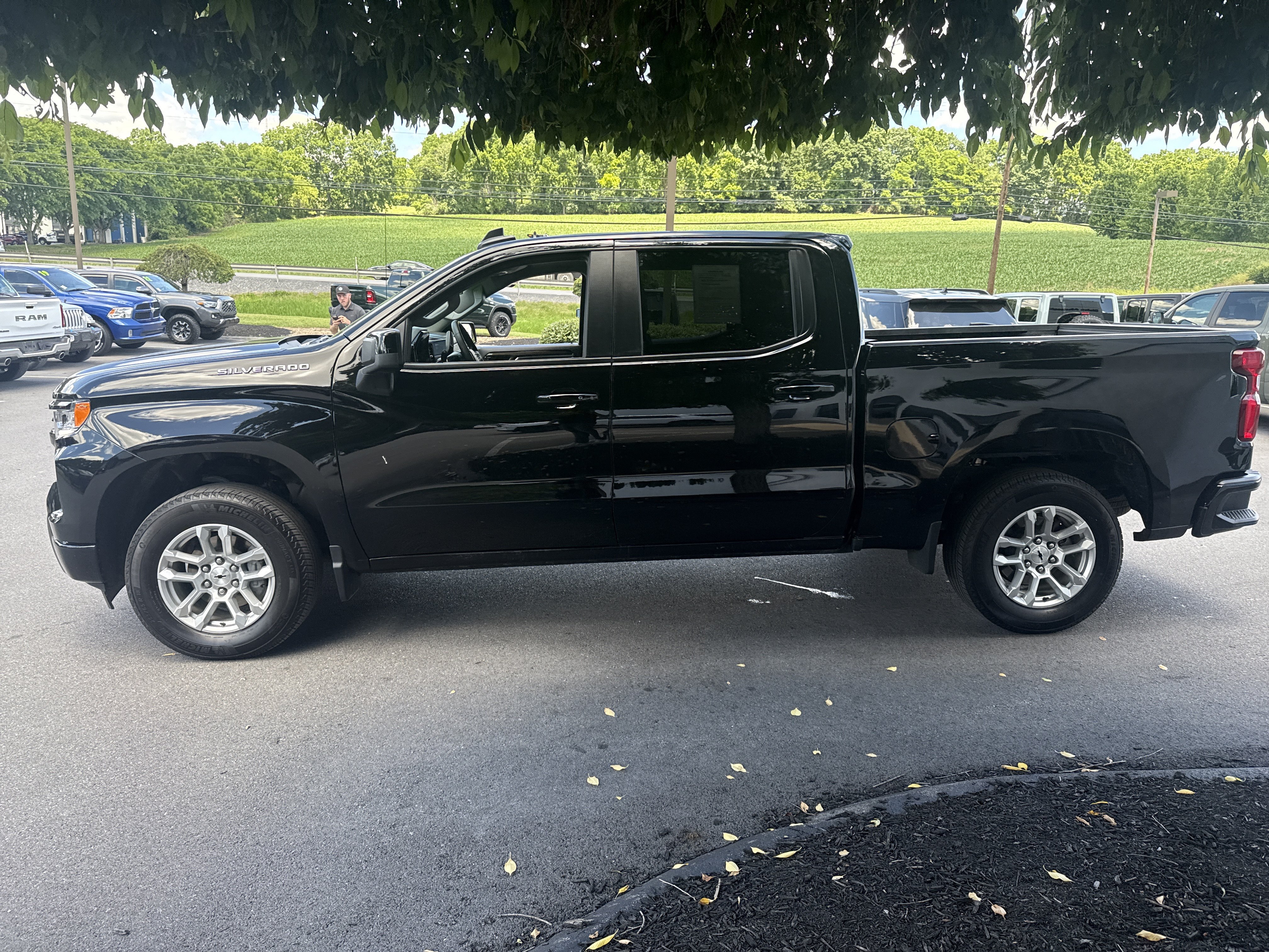 Used 2026 Chevrolet Silverado 1500 RST AWD/4WD image 7