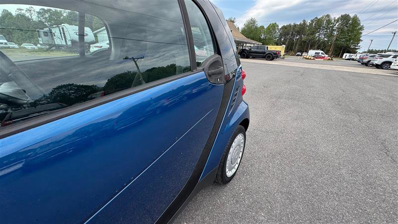 Used 2008 smart fortwo Coupe RWD image 9