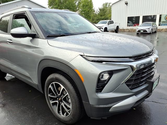 Used 2026 Chevrolet TrailBlazer LT AWD/4WD image 7