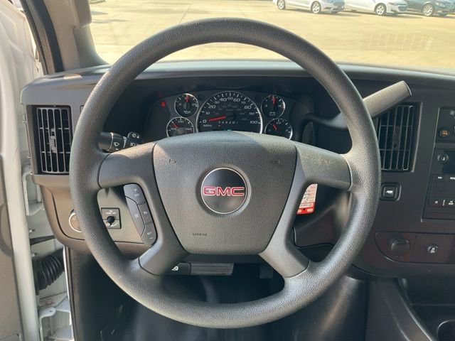 Used 2024 GMC Savana 2500 w/ Driver Convenience Package RWD image 8