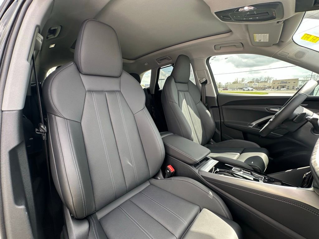 New 2025 Audi Q5 Premium Plus image 29