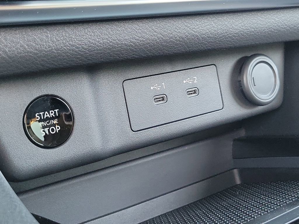 New 2026 Nissan Rogue SV image 10