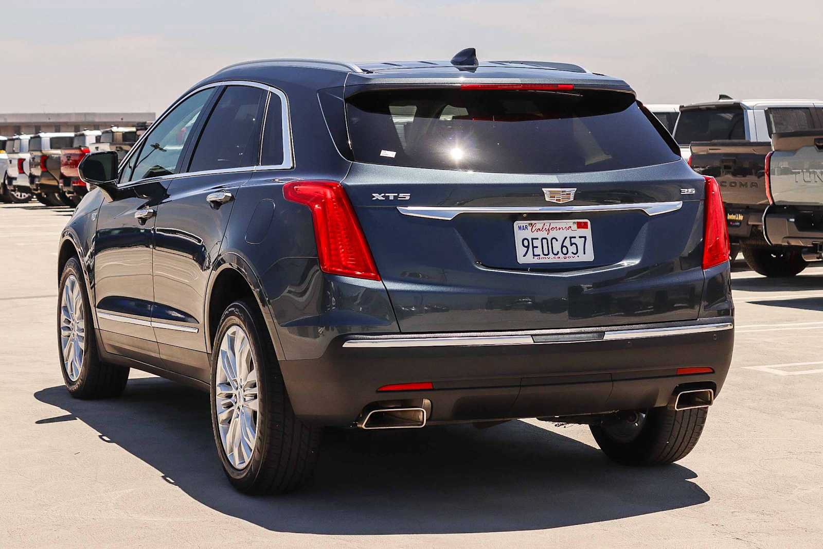 Used 2019 Cadillac XT5 Premium Luxury FWD image 6