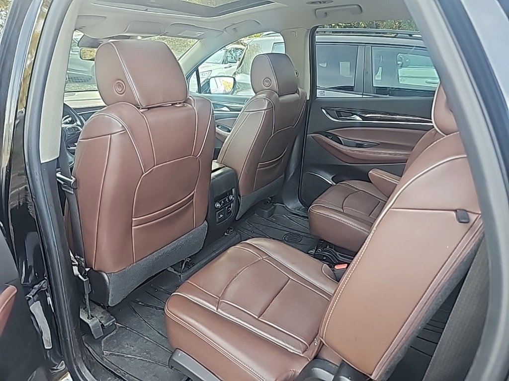 Used 2018 Buick Enclave Avenir w/ Avenir Technology Package image 6