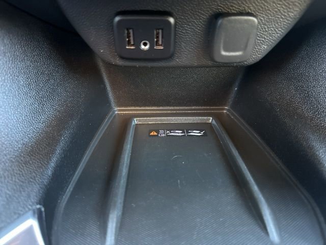 Used 2023 Chevrolet Traverse LT image 22