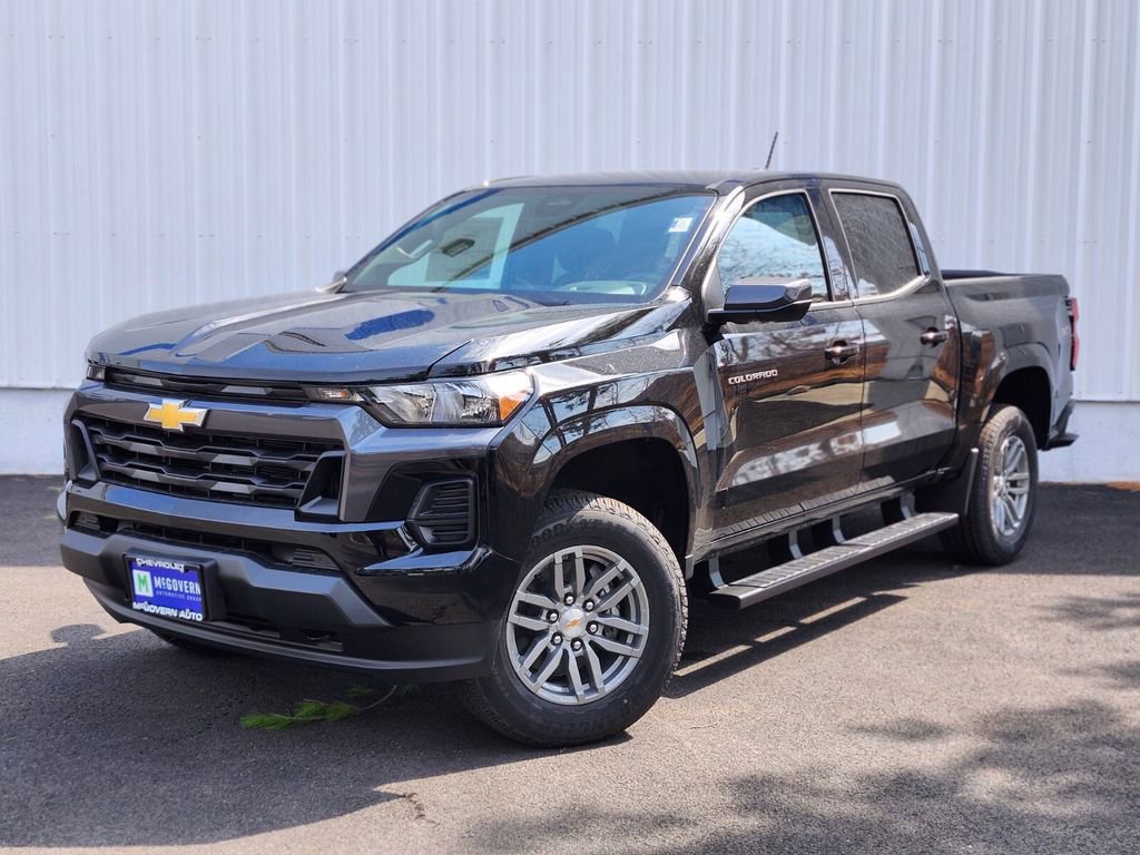 New 2026 Chevrolet Colorado LT w/ Advanced Trailering Package AWD/4WD image 1