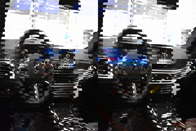 New 2026 BMW X5 M60i w/ Climate Comfort Package image 25