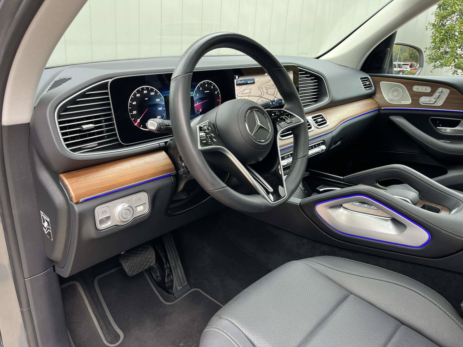 Certified 2025 Mercedes-Benz GLE 350 4MATIC image 39