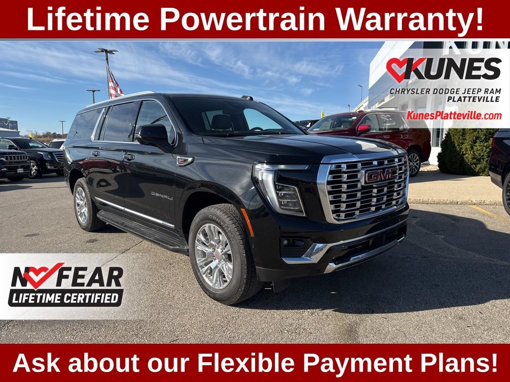 Used 2025 GMC Yukon XL Denali AWD/4WD image 3