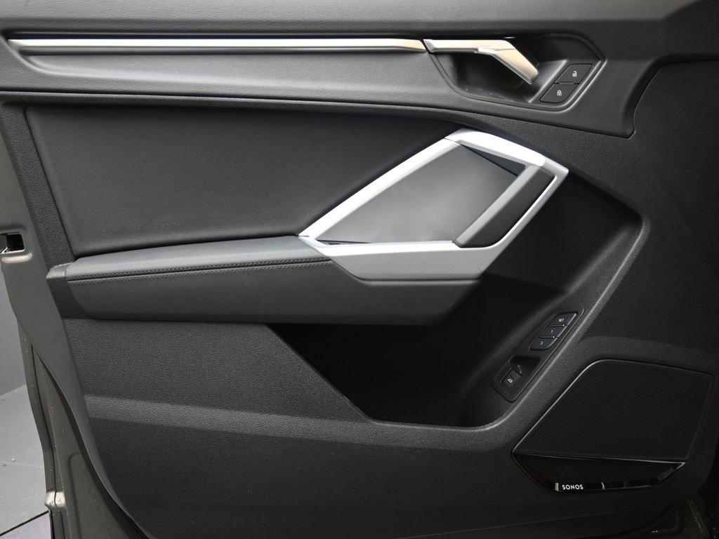 New 2025 Audi Q3 2.0T Premium image 24