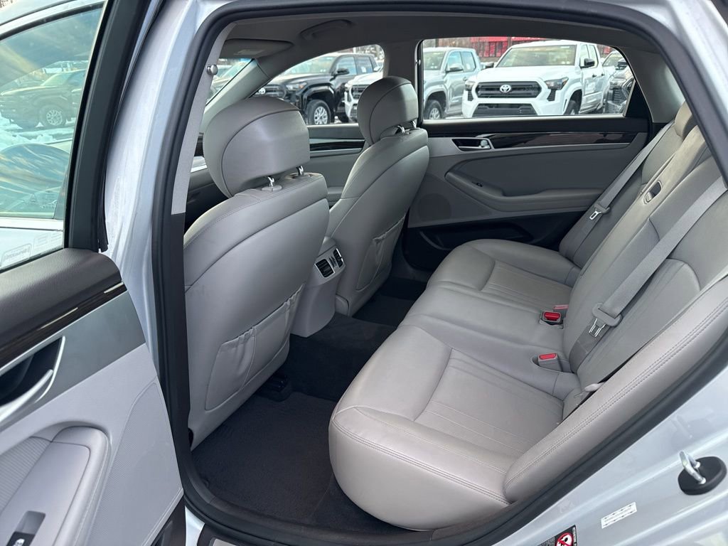 Used 2018 Genesis G80 3.8 image 9