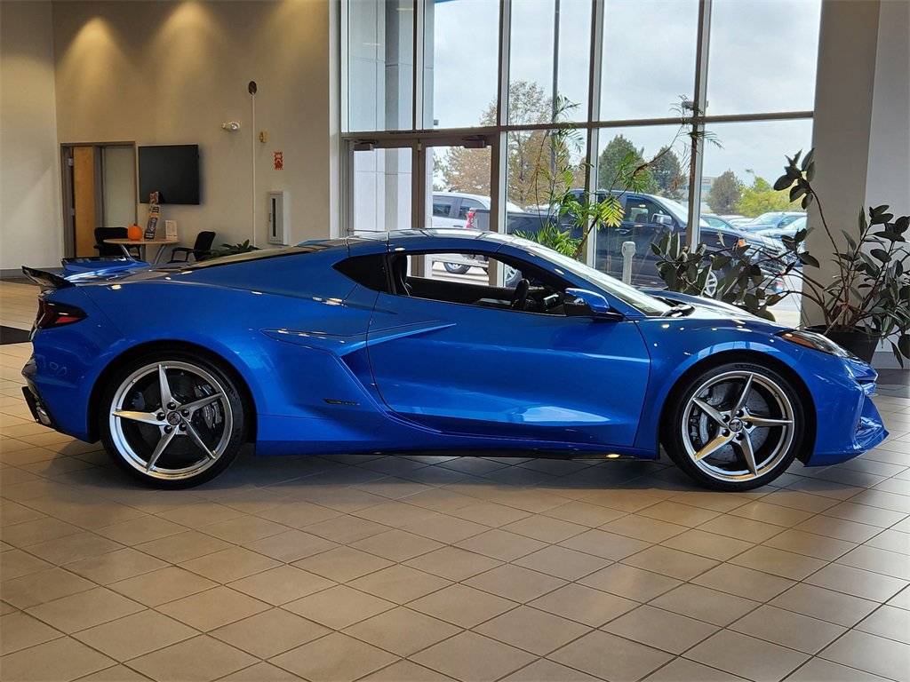 Used 2025 Chevrolet Corvette E-Ray image 5