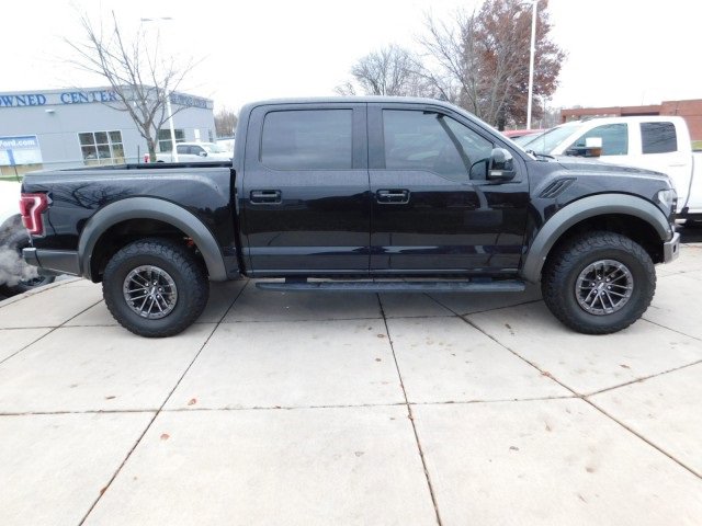 Used 2020 Ford F150 Raptor w/ Equipment Group 802A Luxury image 2