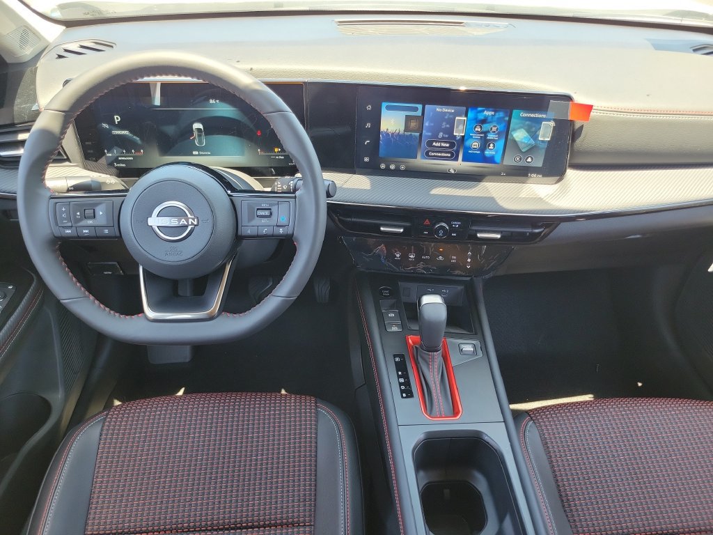 New 2026 Nissan Kicks SR FWD image 4