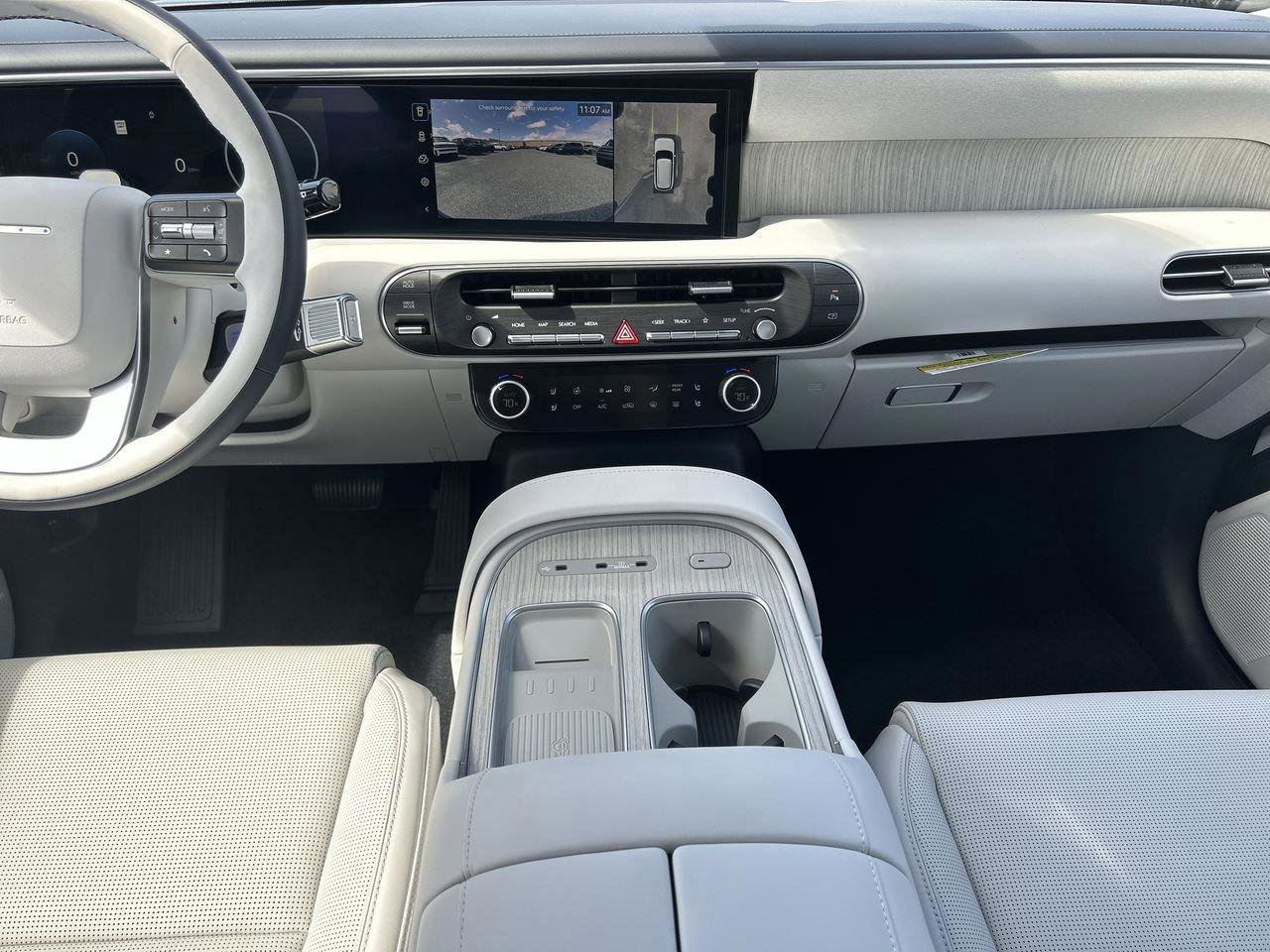 New 2026 Hyundai Palisade Calligraphy FWD image 17