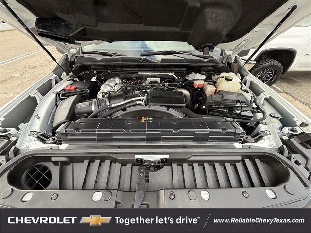 Certified 2024 GMC Sierra 2500 AT4 w/ AT4 Preferred Package image 32