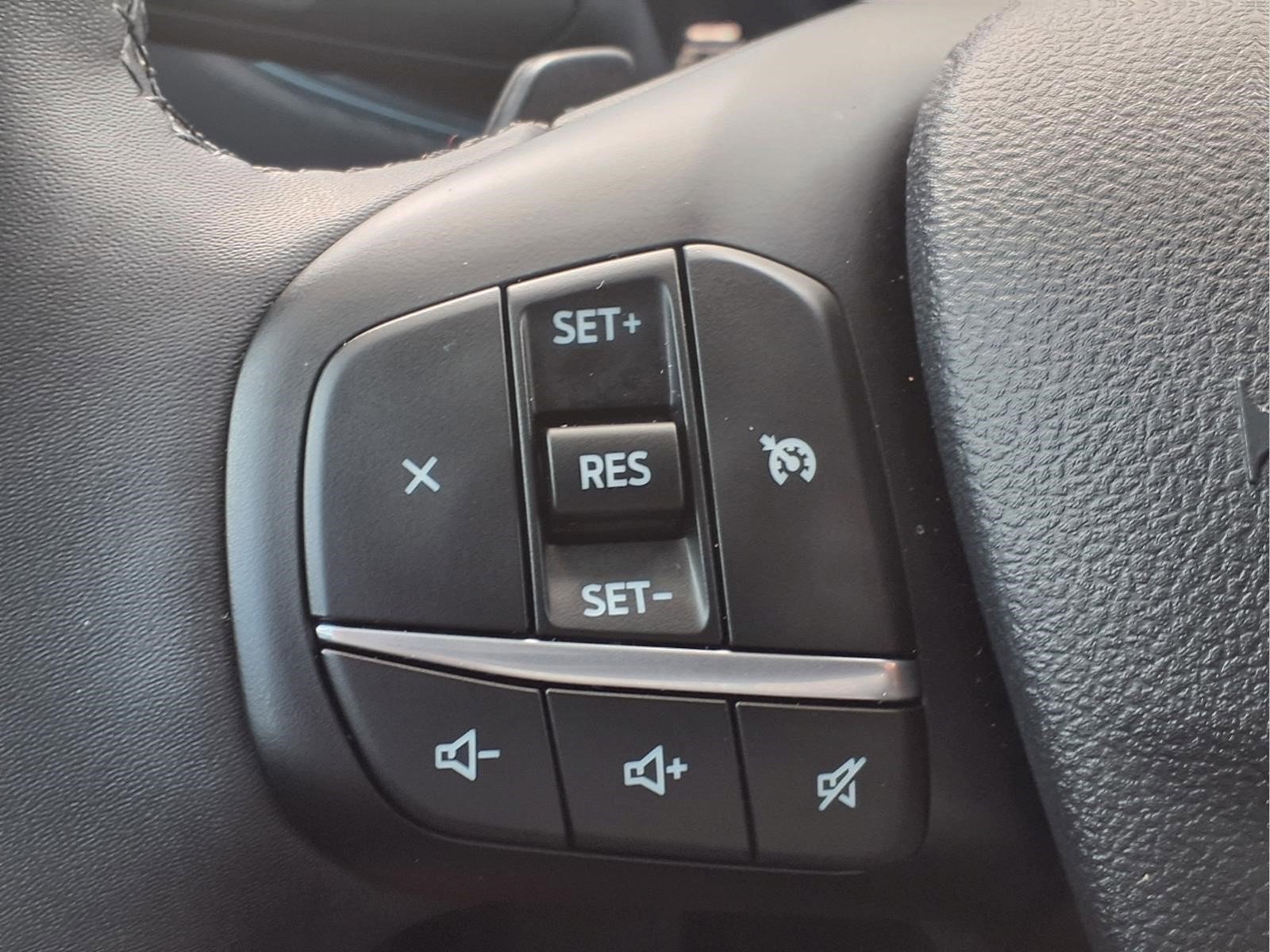 Used 2024 Ford Bronco Sport Badlands image 16