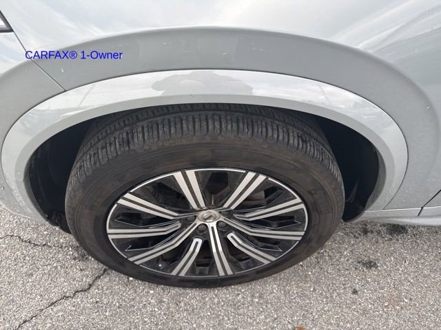 Certified 2024 Volvo XC90 B6 Plus w/ Protection Package image 21