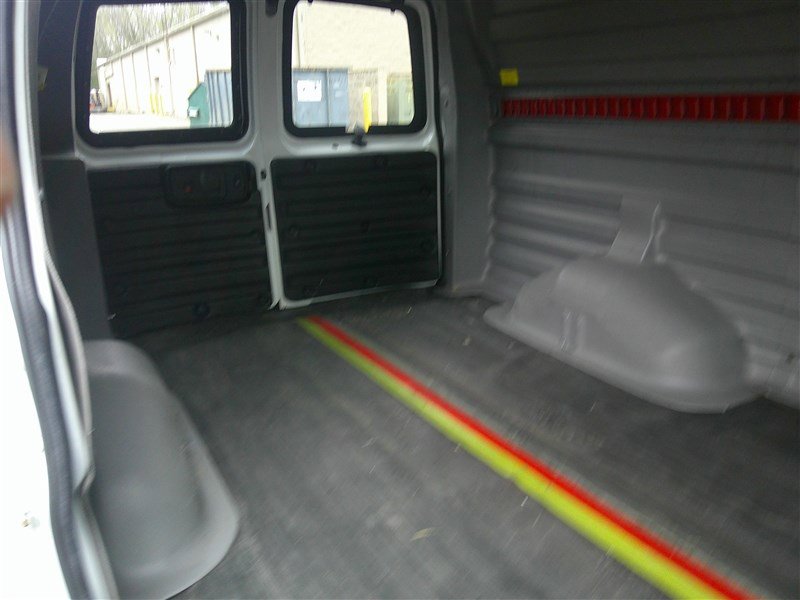 Used 2010 Chevrolet Express 1500 AWD w/ Power Package image 16