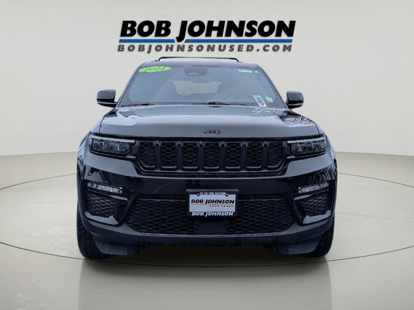 Used 2024 Jeep Grand Cherokee Limited w/ Black Appearance Package image 2