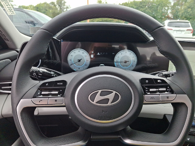 New 2026 Hyundai Elantra Limited FWD image 15