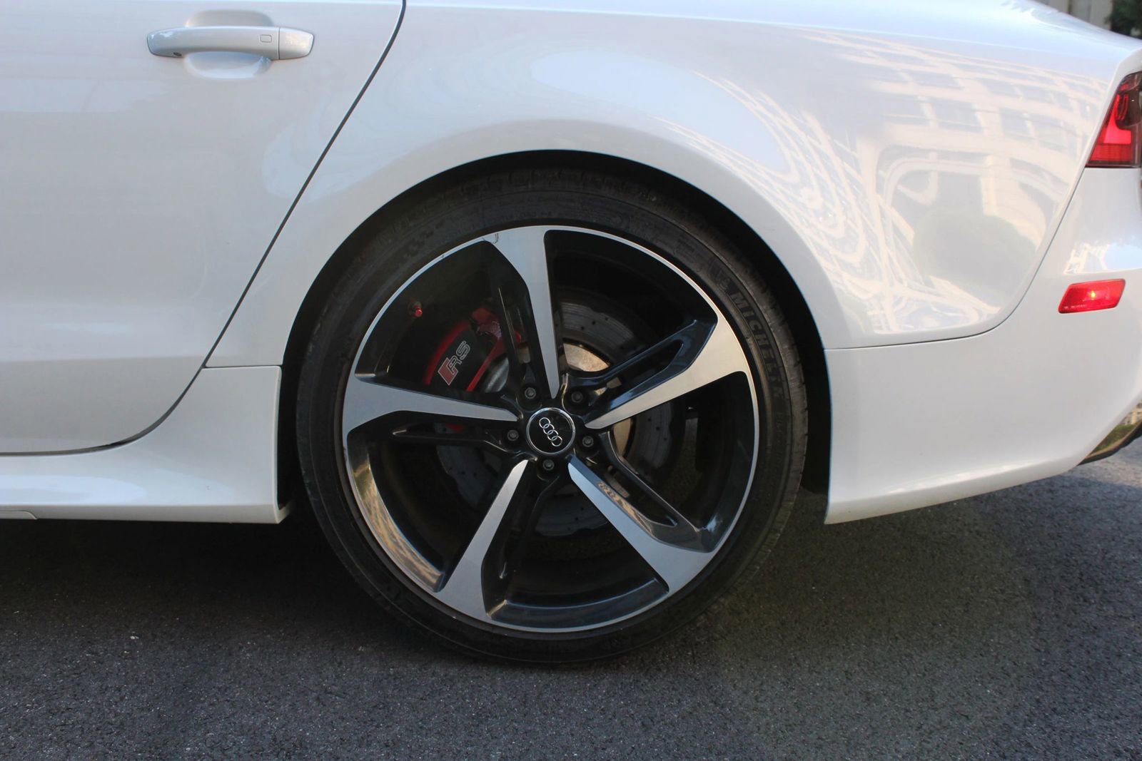 Used 2014 Audi RS 7 Prestige w/ Dynamic Package AWD/4WD image 10