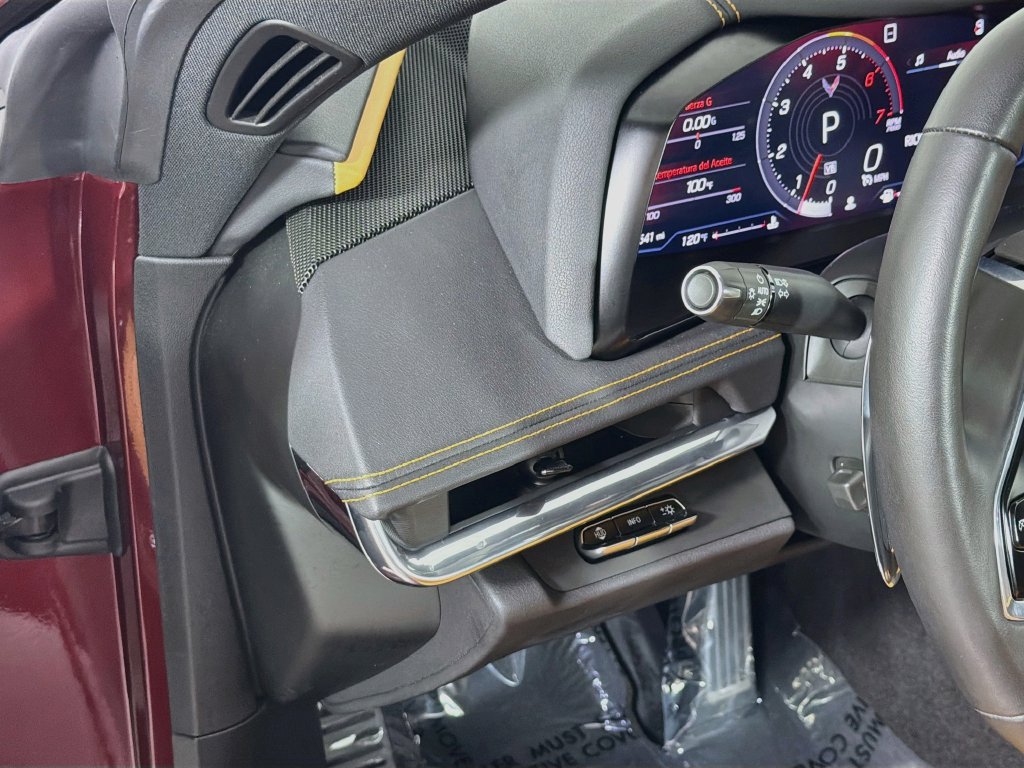 Used 2020 Chevrolet Corvette Stingray Preferred Conv w/ 2LT Preferred Equipment Group RWD image 10