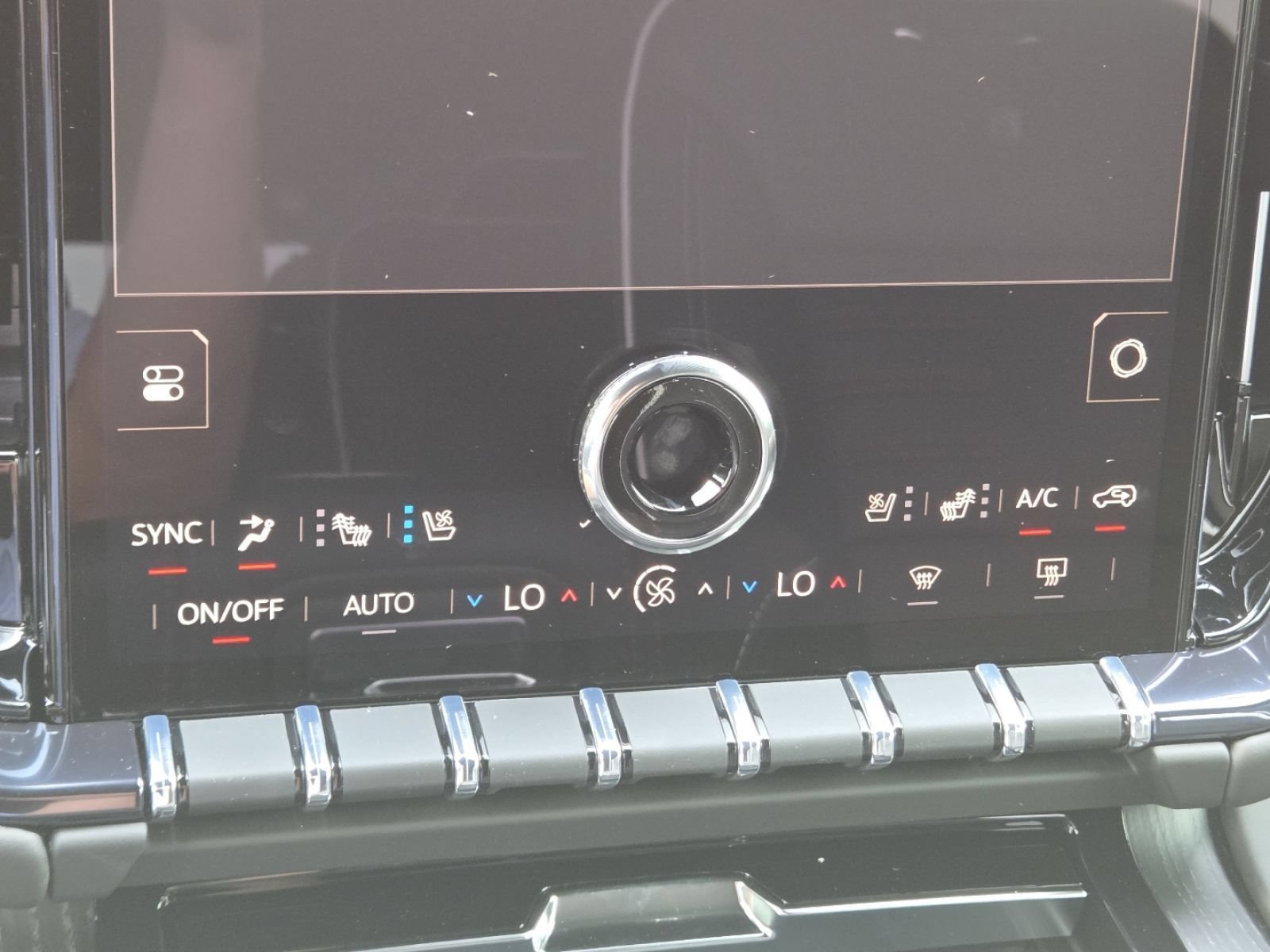 New 2026 GMC Yukon XL AT4 Ultimate w/ LPO, Floor Liner Package AWD/4WD image 37