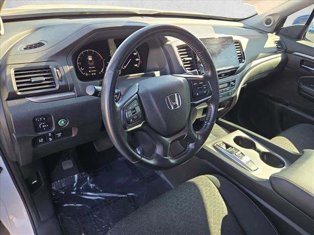Used 2024 Honda Ridgeline Sport image 10