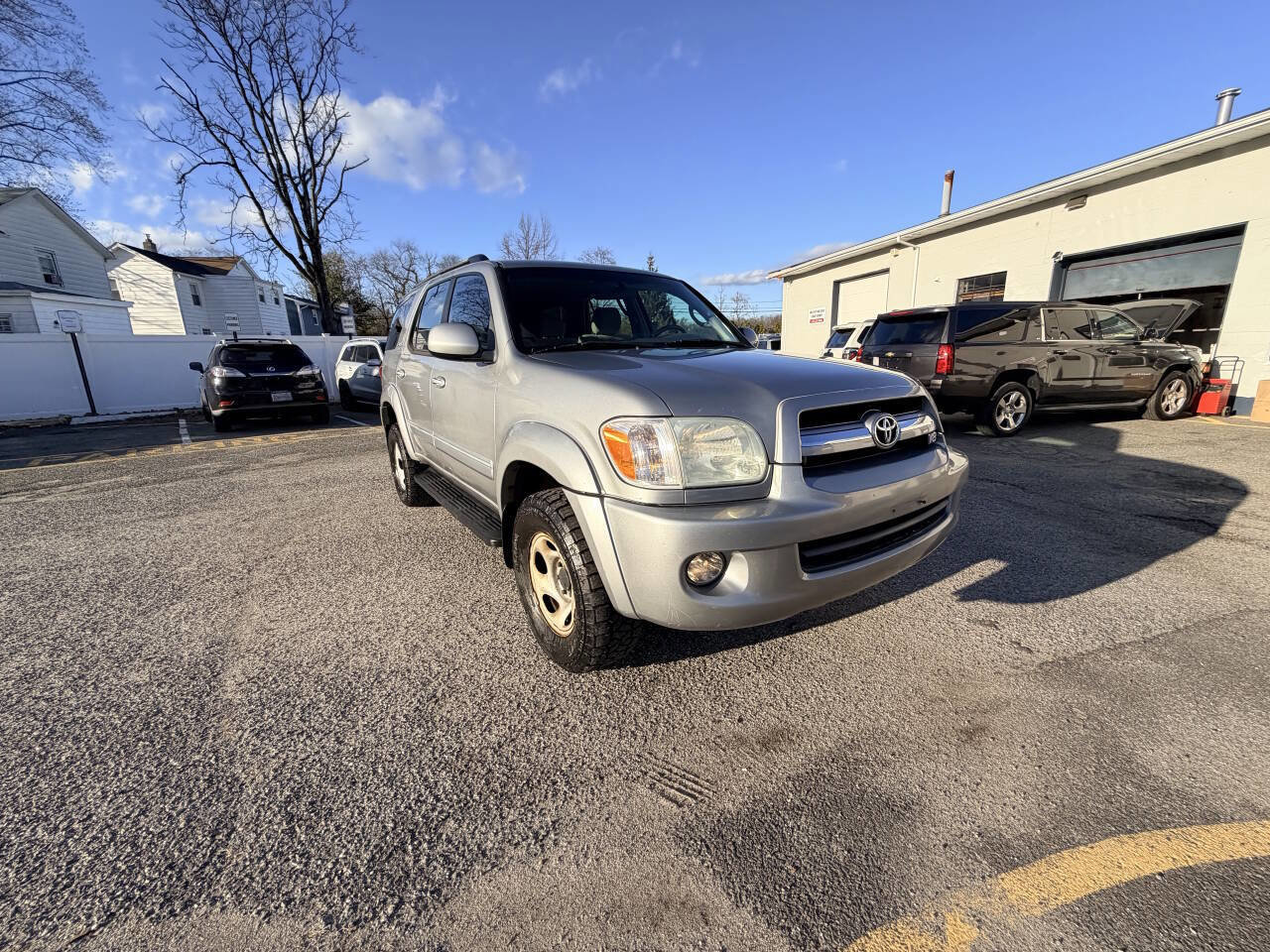 Used 2005 Toyota Sequoia SR5 image 5