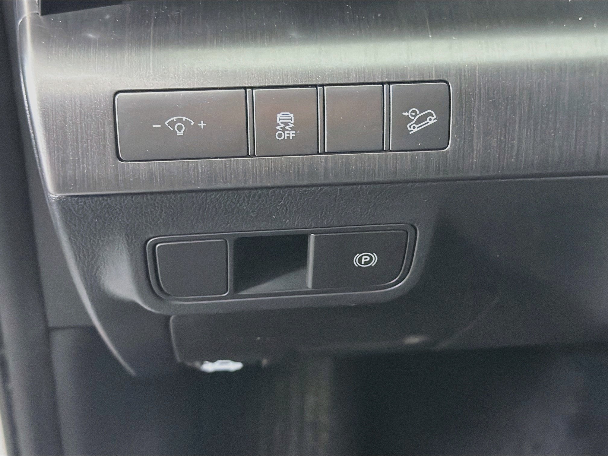 Used 2025 Hyundai Kona SEL FWD image 16