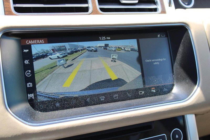 Used 2017 Land Rover Range Rover HSE image 28