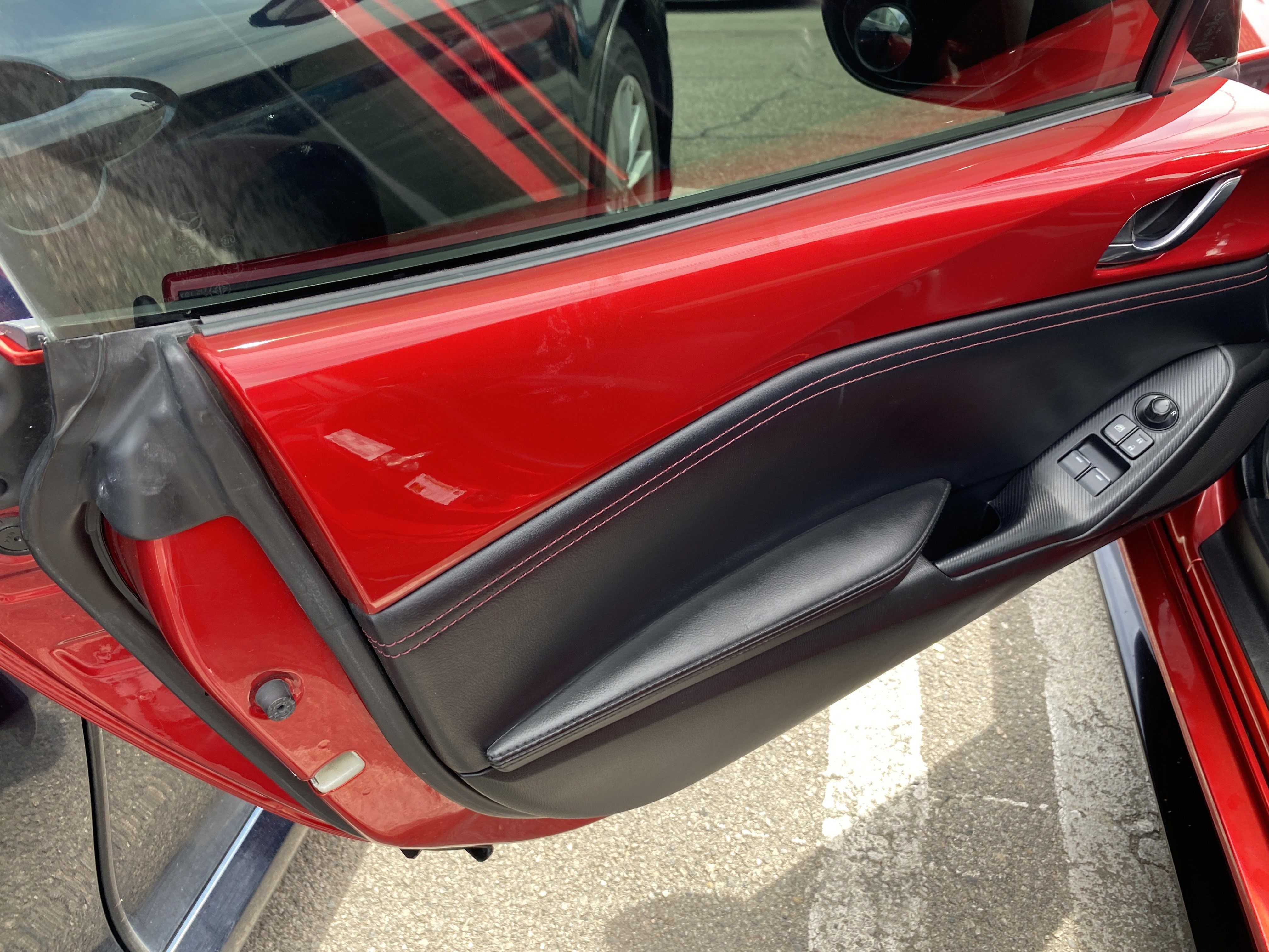 Used 2017 MAZDA MX-5 Miata RF Grand Touring image 13