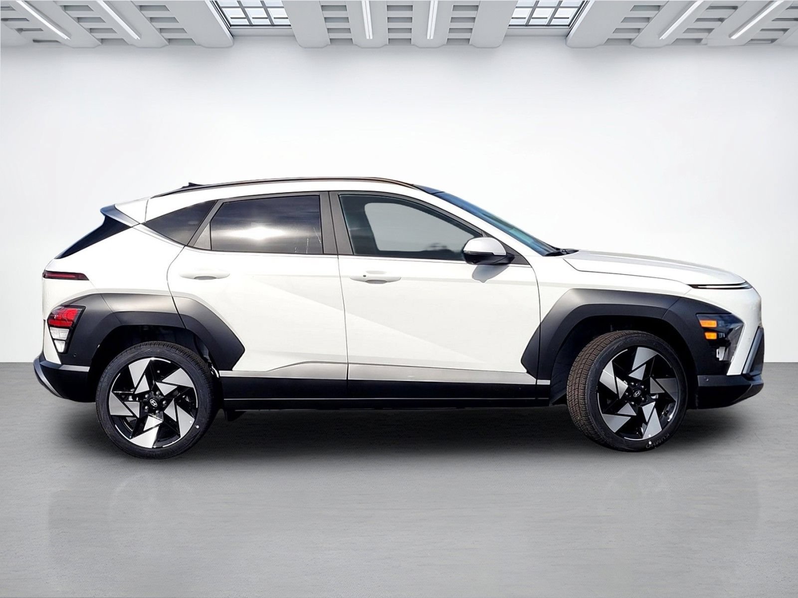 New 2026 Hyundai Kona Limited AWD/4WD image 3