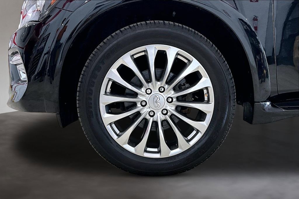 Used 2017 INFINITI QX80 4WD w/ Deluxe Technology Package image 9