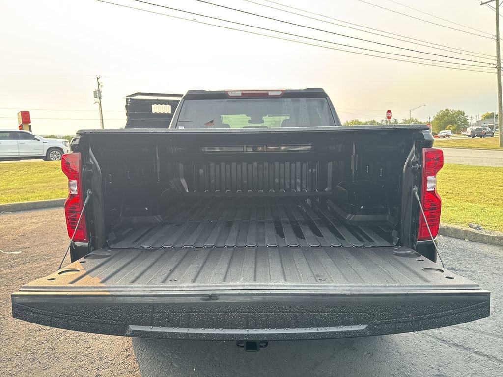 Used 2025 Chevrolet Silverado 1500 LT image 29