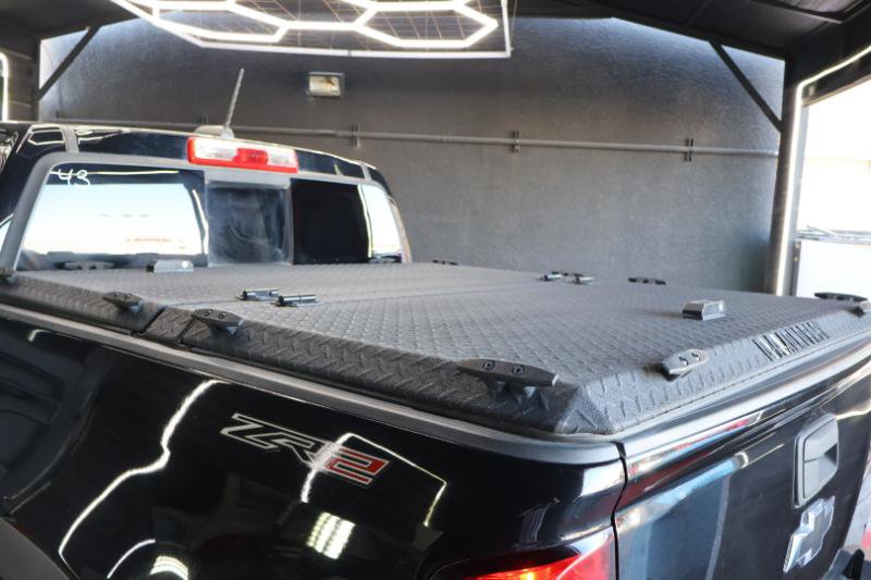 Used 2018 Chevrolet Colorado ZR2 w/ ZR2 Midnight Special Edition image 29