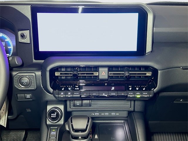 New 2025 Toyota Land Cruiser image 9
