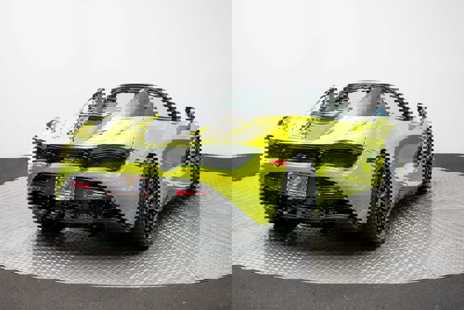 Used 2023 McLaren 720S Performance image 37