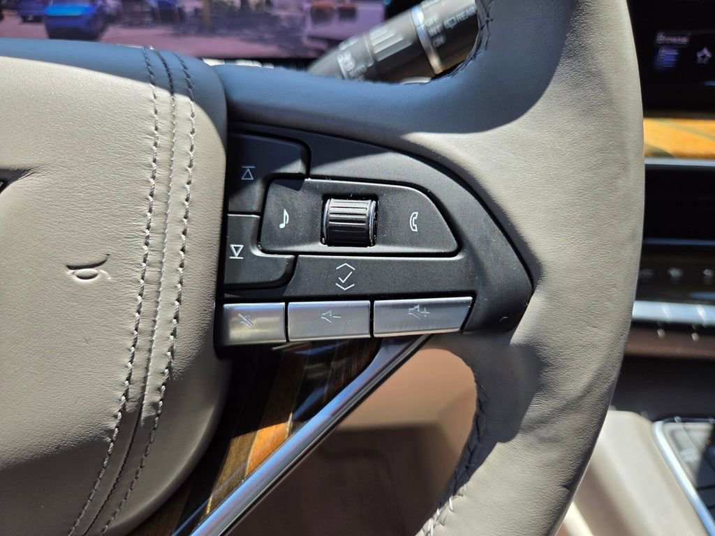 Used 2023 Cadillac Escalade Sport Platinum AWD/4WD image 40