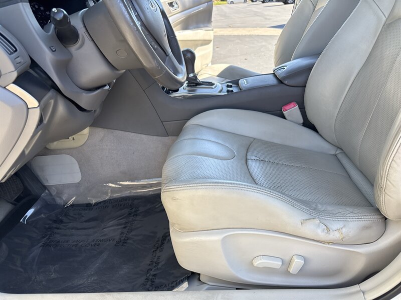 Used 2012 INFINITI G25 Journey RWD image 25