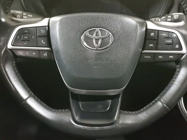 Used 2024 Toyota Grand Highlander XLE image 14