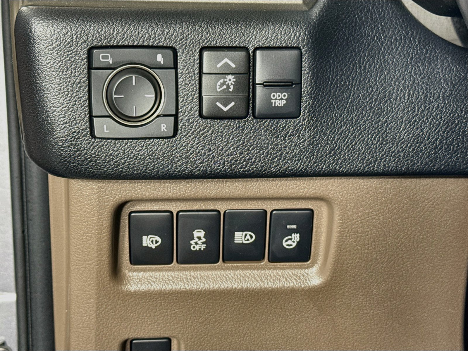 Used 2021 Lexus GX 460 Premium w/ Premium Package AWD/4WD image 11