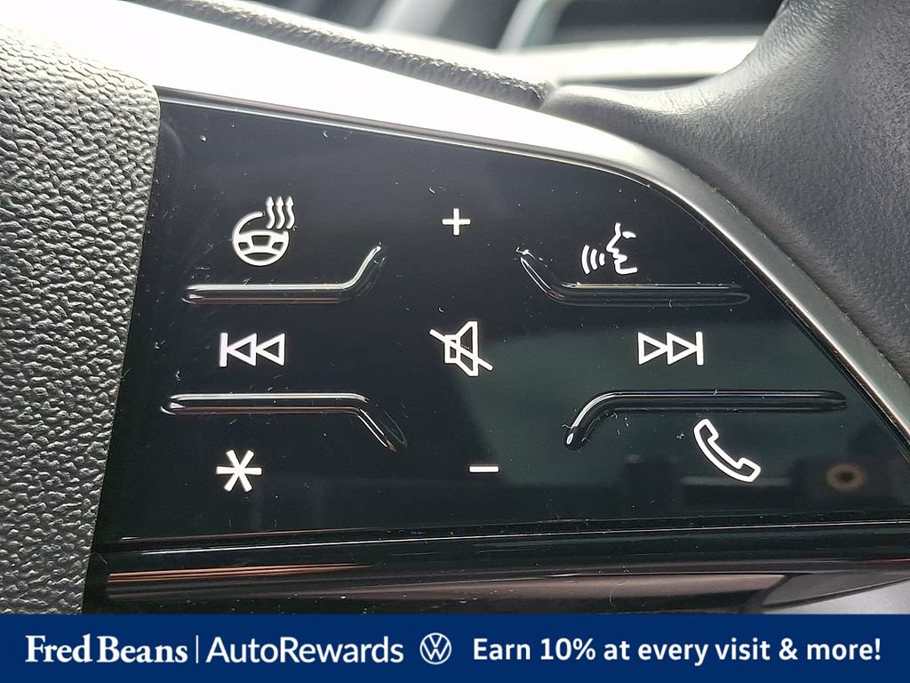 Used 2023 Audi Q4 e-tron Premium Plus w/ Premium Plus AWD/4WD image 27