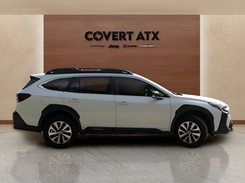Used 2024 Subaru Outback Premium AWD/4WD image 6