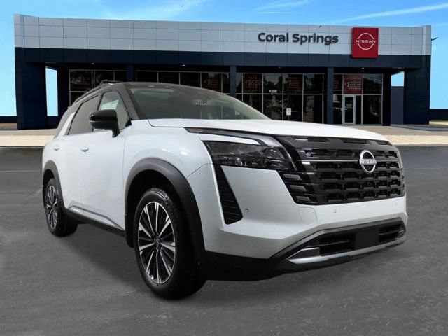New 2026 Nissan Pathfinder Platinum w/ Cargo Package AWD/4WD image 7