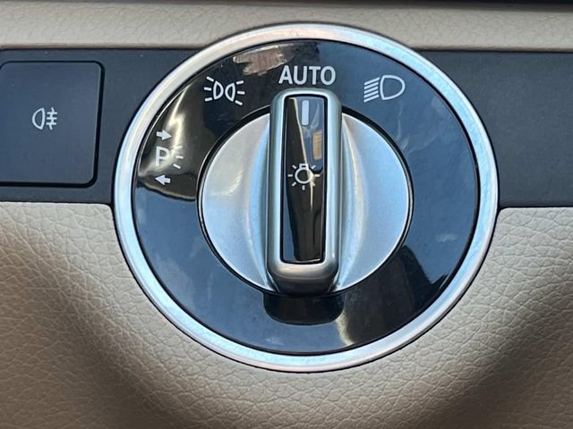 Used 2012 Mercedes-Benz C 300 4MATIC Sedan image 37