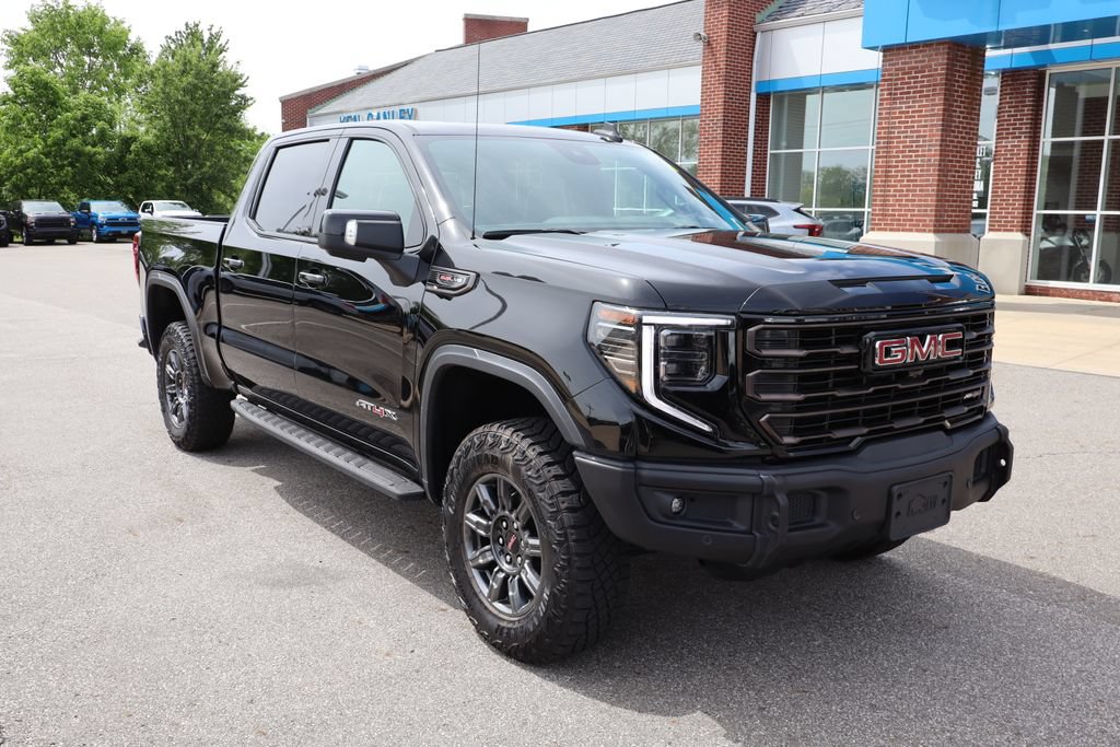 Used 2025 GMC Sierra 1500 AT4X AWD/4WD image 4