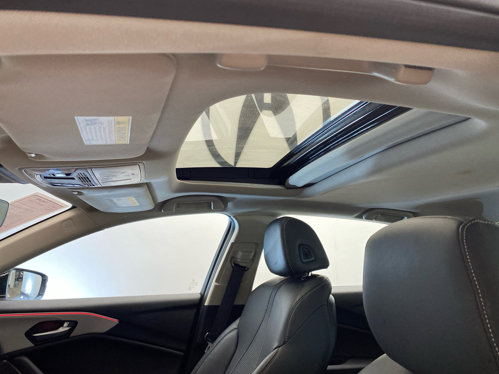 Used 2022 Acura TLX w/ Technology Package image 13